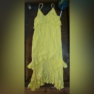 Lulus Yellow Ruffle Maxi Dress Slit Front Size Medium